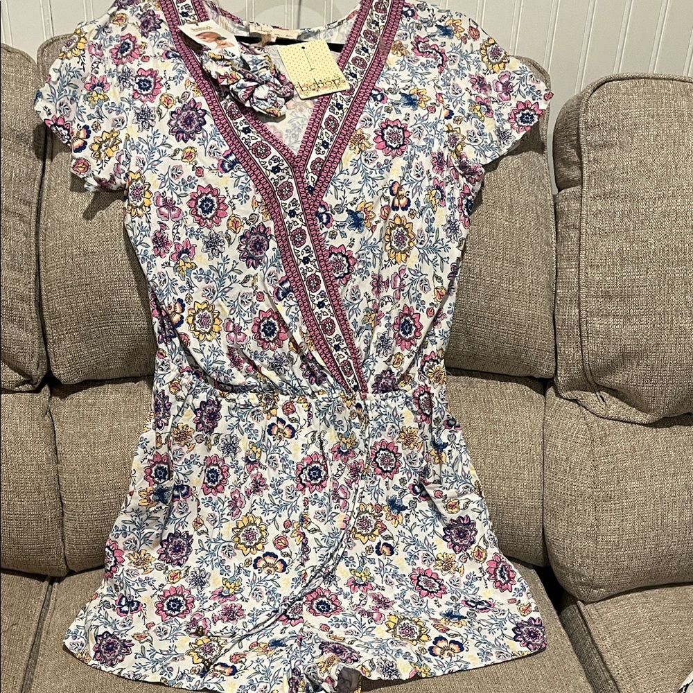 BeBop Floral Print Jumpsuit - White and Purple